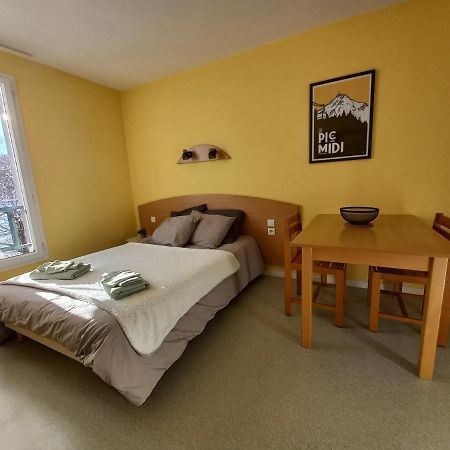 Studio Tres Bien Situe, Belle Vue, Parking Prive Bagnères-de-Bigorre Buitenkant foto